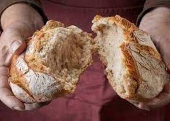 spezzare il pane 